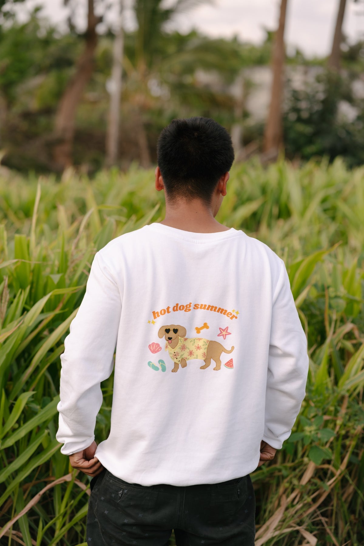 Hot Dog Summer sweatshirt in white, Snoutlet