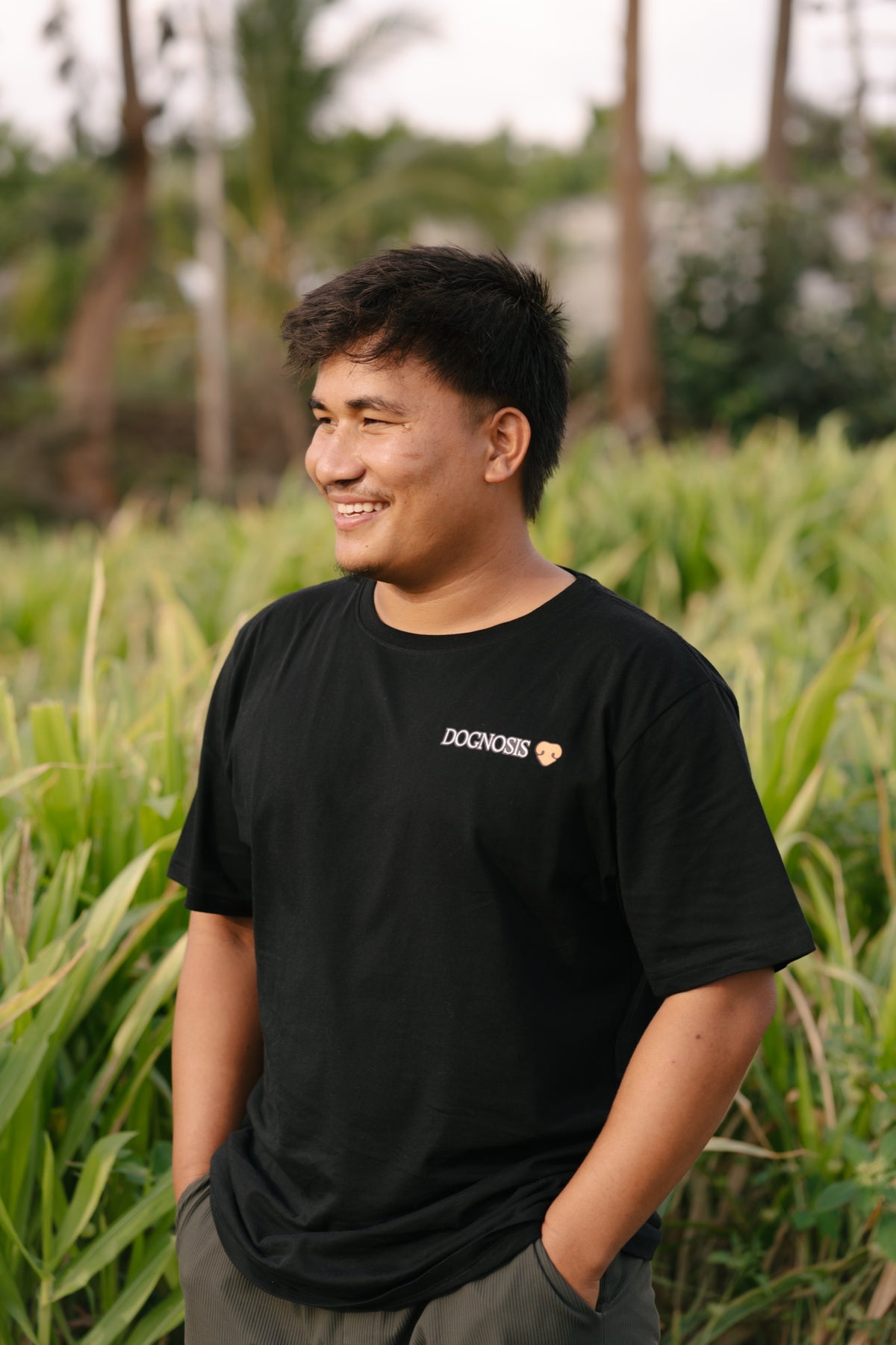 Dognosis Snout tee in black, Snoutlet