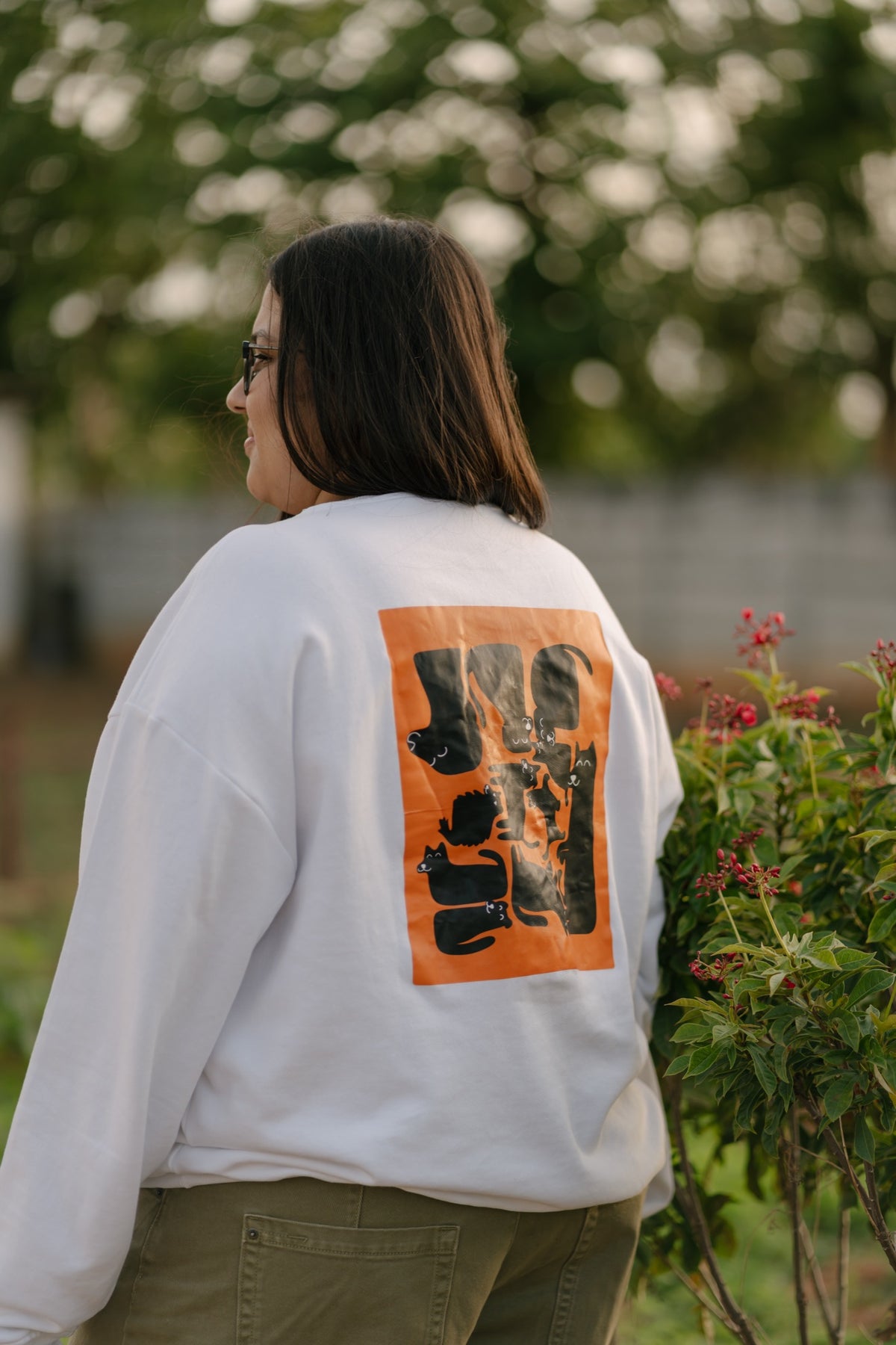 Dawg Routine sweatshirt in white, Snoutlet