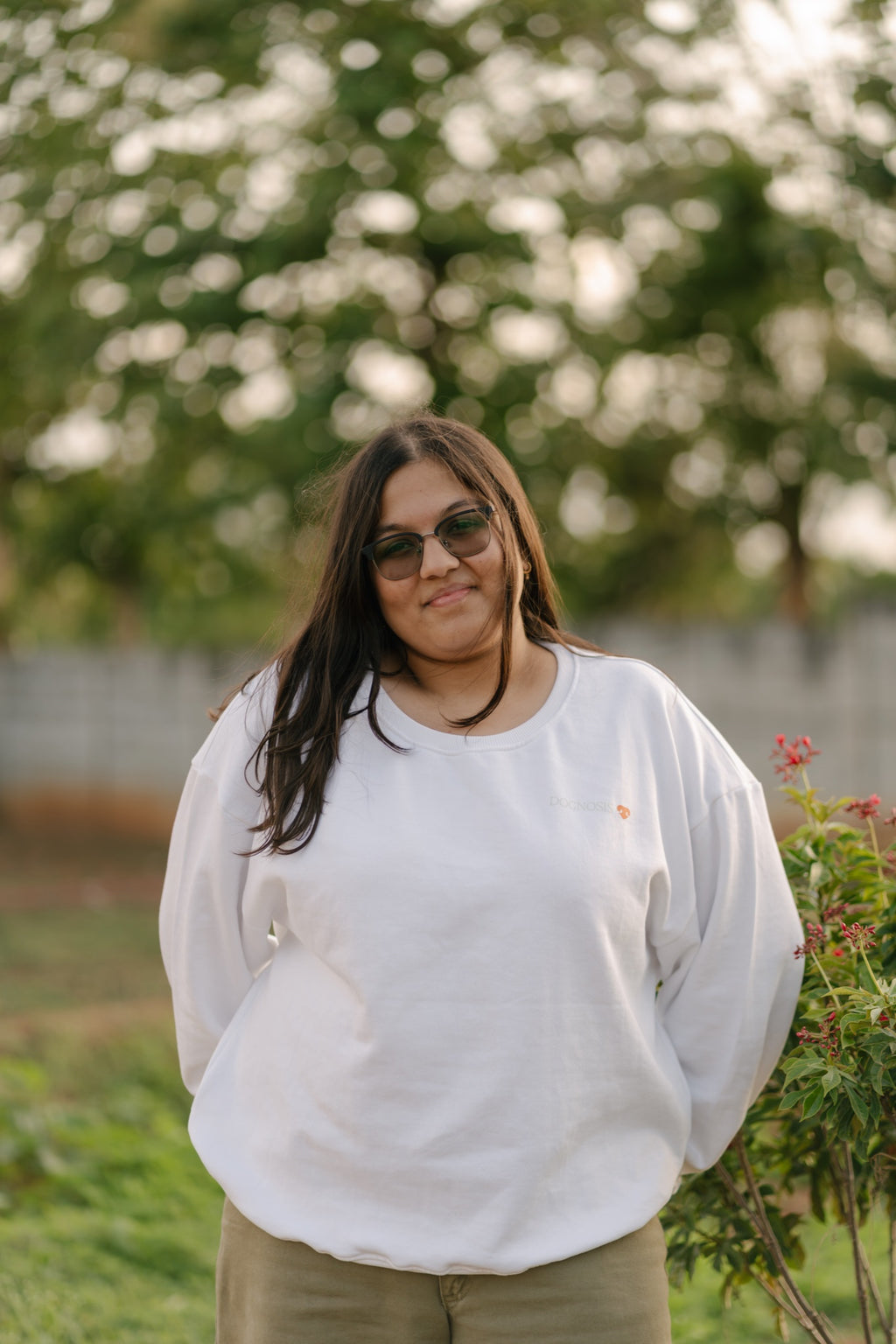 Dawg Routine sweatshirt in white, Snoutlet