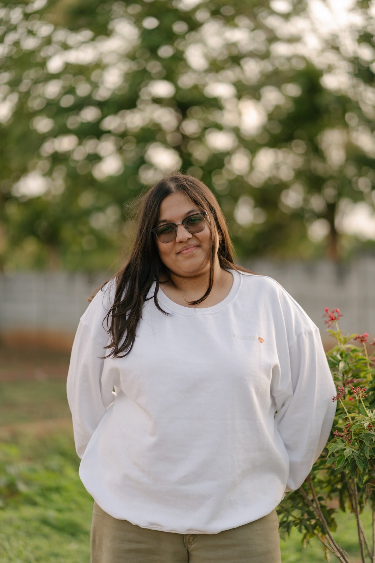 Dawg Routine sweatshirt in white, Snoutlet